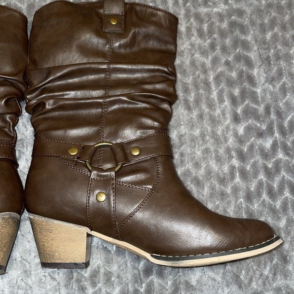 Cambridge Select Women's Pull-On Country Western Style Cowboy Boots.  Size 7 - Picture 3 of 14